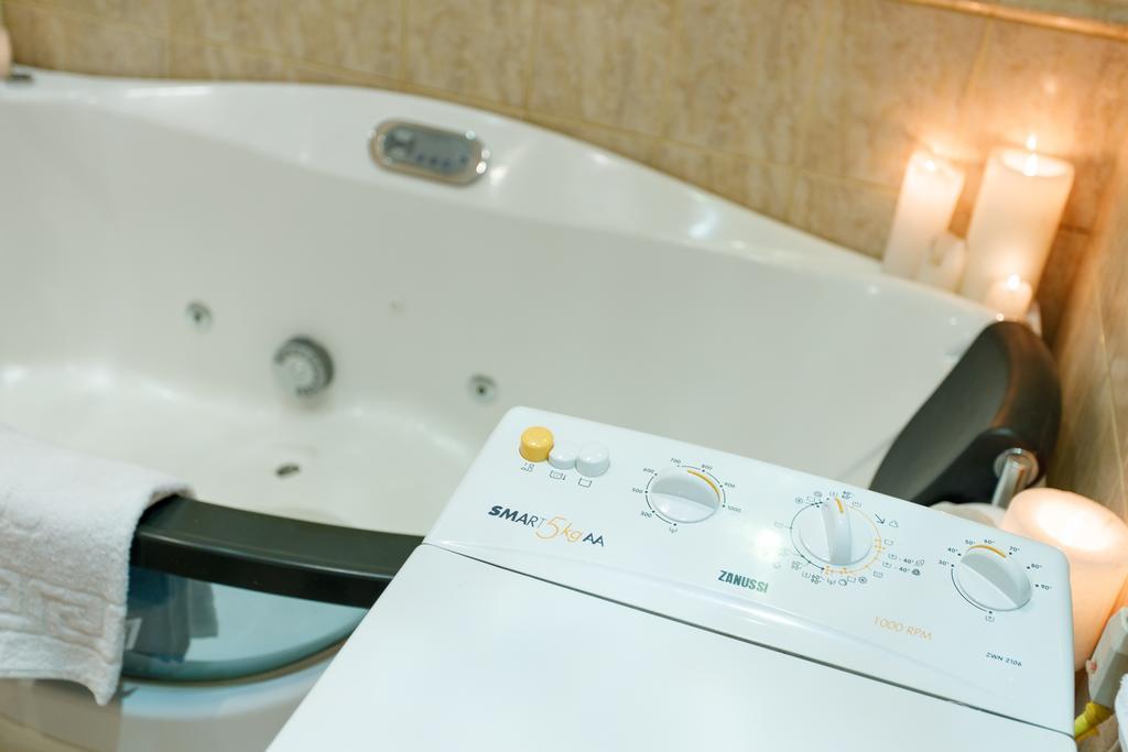 Studio De Luxe With Jacuzzi Sumi Dış mekan fotoğraf